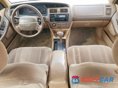 Zdjęcie 8 z 12 samochodu: 1995 TOYOTA AVALON XLS VIN:4T1GB11E3SU012479 - miniatura