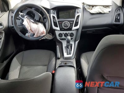 Zdjęcie 8 z 12 samochodu: 2014 FORD FOCUS SE VIN:1FADP3F27EL240956 - miniatura