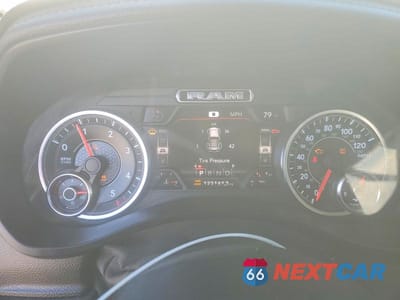 Zdjęcie 9 z 12 samochodu: 2020 RAM 1500 LARAMIE VIN:1C6SRFJM6LN250439 - miniatura