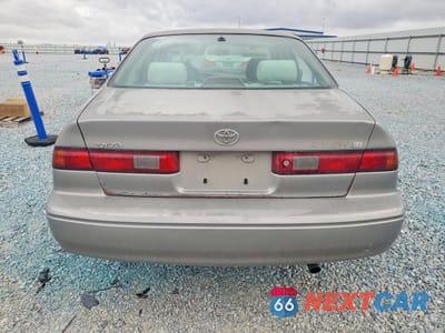 Zdjęcie 6 z 12 samochodu: 1997 TOYOTA CAMRY LE VIN:4T1BG22K8VU087219 - miniatura