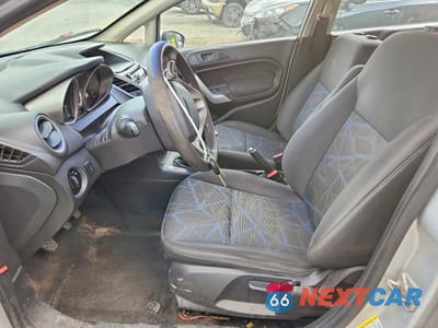 Zdjęcie 7 z 12 samochodu: 2013 FORD FIESTA SE VIN:3FADP4BJ8DM207383 - miniatura