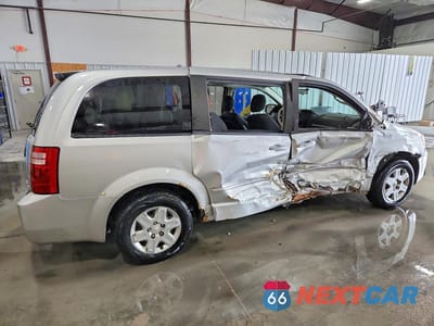 Trzecie zdjęcie samochodu z tyłu: 2010 DODGE GRAND CARAVAN SE VIN:2D4RN4DE7AR265787 - miniatura