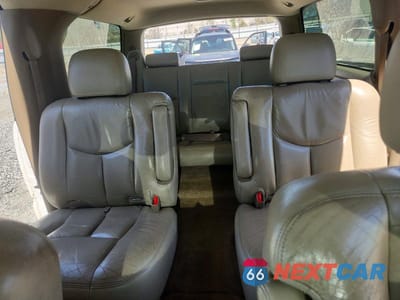 Zdjęcie 10 z 14 samochodu: 2003 GMC YUKON XL K1500 VIN:3GKFK16ZX3G264931 - miniatura
