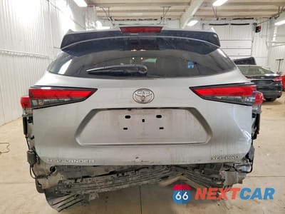 Zdjęcie 6 z 14 samochodu: 2021 TOYOTA HIGHLANDER XLE VIN:5TDGZRBH5MS094567 - miniatura