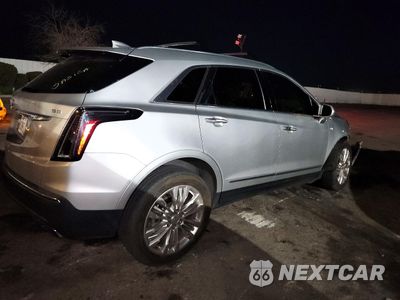 Trzecie zdjęcie samochodu z tyłu: 2018 CADILLAC XT5 PREMIUM LUXURY VIN:1GYKNERSXJZ221608 - miniatura