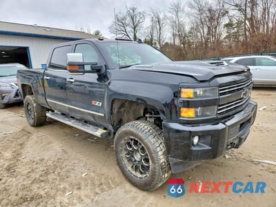 Czwarte zdjęcie samochodu z boku: 2019 CHEVROLET SILVERADO K2500 HEAVY DUTY LTZ VIN:1GC1KTEY0KF120914 - miniatura