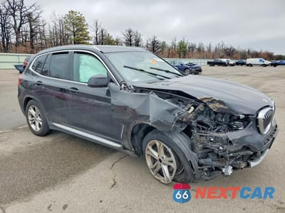 Czwarte zdjęcie samochodu z boku: 2021 BMW X3 XDRIVE30I VIN:5UXTY5C03M9E39730 - miniatura