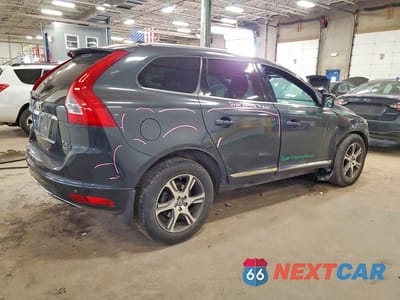 Trzecie zdjęcie samochodu z tyłu: 2014 VOLVO XC60 T6 VIN:YV4902DZ3E2544111 - miniatura