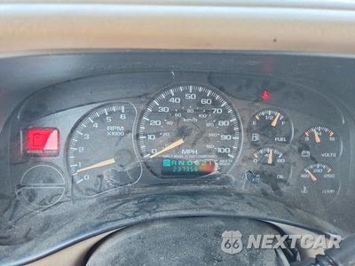 Zdjęcie 9 z 13 samochodu: 2002 CHEVROLET SUBURBAN C1500 VIN:3GNEC16Z92G351116 - miniatura