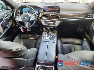 Zdjęcie 8 z 13 samochodu: 2020 BMW 750 XI VIN:WBA7U2C08LGM26909 - miniatura
