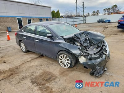 Czwarte zdjęcie samochodu z boku: 2019 NISSAN SENTRA SV VIN:3N1AB7AP5KY442254 - miniatura
