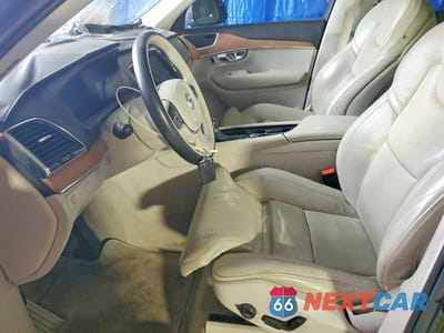 Zdjęcie 7 z 13 samochodu: 2016 VOLVO XC90 T6 VIN:YV4A22PL8G1025398 - miniatura