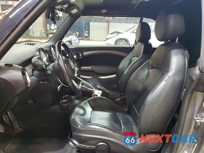 Zdjęcie 7 z 12 samochodu: 2009 MINI COOPER S VIN:WMWMS33559TY50011 - miniatura