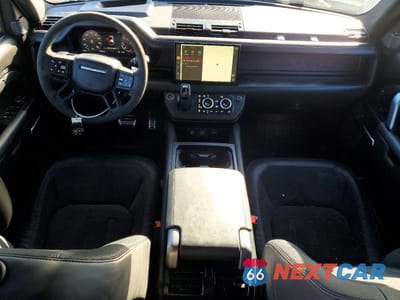 Zdjęcie 8 z 12 samochodu: 2023 LAND ROVER DEFENDER 110 VIN:SALEWEEE0P2118322 - miniatura