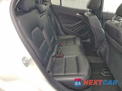 Zdjęcie 10 z 11 samochodu: 2015 MERCEDES-BENZ GLA 250 VIN:WDCTG4EB2FJ178774 - miniatura