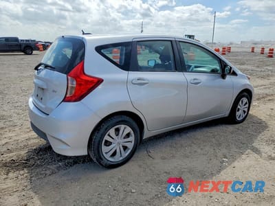 Trzecie zdjęcie samochodu z tyłu: 2017 NISSAN VERSA NOTE SV VIN:3N1CE2CP9HL361814 - miniatura