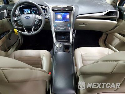 Zdjęcie 8 z 11 samochodu: 2019 FORD FUSION SEL VIN:3FA6P0MU8KR137179 - miniatura
