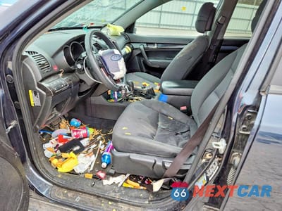 Zdjęcie 7 z 12 samochodu: 2013 KIA SORENTO LX VIN:5XYKTDA26DG345637 - miniatura