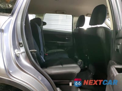 Zdjęcie 11 z 13 samochodu: 2016 MITSUBISHI OUTLANDER SE VIN:JA4AZ3A34GZ021194 - miniatura