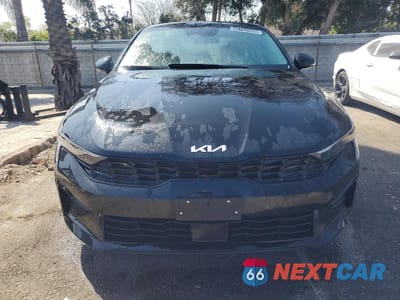 Piąte zdjęcie samochodu w środku: 2025 KIA K5 LXS VIN:KNAG24J75S5357933 - miniatura