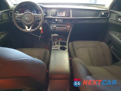 Zdjęcie 8 z 12 samochodu: 2017 KIA OPTIMA LX VIN:5XXGT4L38HG165193 - miniatura