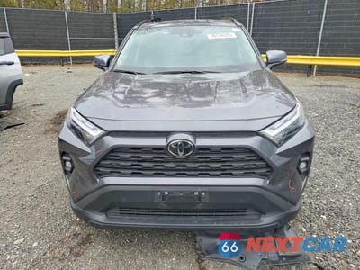 Piąte zdjęcie samochodu w środku: 2024 TOYOTA RAV4 XLE PREMIUM VIN:2T3A1RFV2RC488998 - miniatura