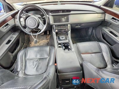 Zdjęcie 8 z 12 samochodu: 2017 JAGUAR XF 20D 4DR AWD VIN:SAJBK4BN6HCY42694 - miniatura