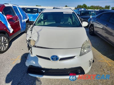 Piąte zdjęcie samochodu w środku: 2024 NISSAN KICKS S VIN:3N1CP5BV8RL524109 - miniatura