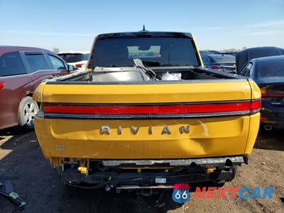 Zdjęcie 6 z 13 samochodu: 2023 RIVIAN R1T ADVENTURE VIN:7FCTGAAA6PN023991 - miniatura