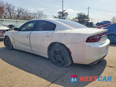 Drugie zdjęcie samochodu z przodu: 2017 DODGE CHARGER SE VIN:2C3CDXBGXHH518679 - miniatura
