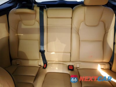 Zdjęcie 10 z 14 samochodu: 2018 VOLVO XC60 T5 INSCRIPTION VIN:YV4102RL1J1012826 - miniatura