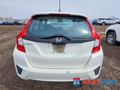 Zdjęcie 6 z 11 samochodu: 2015 HONDA FIT LX VIN:3HGGK5H51FM105966 - miniatura