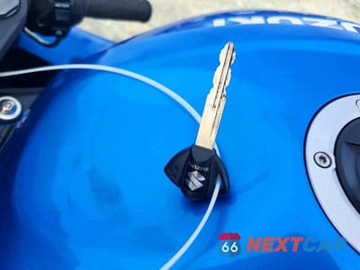 Zdjęcie 8 z 9 samochodu: 2024 SUZUKI GSX-R600 VIN:JS1GN7FA2R7100026 - miniatura