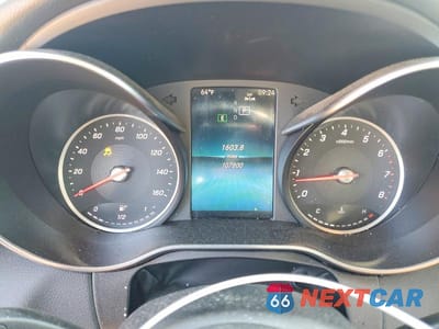 Zdjęcie 9 z 12 samochodu: 2019 MERCEDES-BENZ C 300 4MATIC VIN:55SWF8EB3KU302788 - miniatura