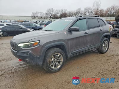 2019 JEEP CHEROKEE TRAILHAWK 1C4PJMBX2KD459376 - główne zdjęcie licytacji z USA - miniatura