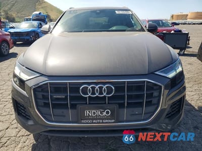 Piąte zdjęcie samochodu w środku: 2019 AUDI Q8 PREMIUM VIN:WA1AVAF10KD010531 - miniatura
