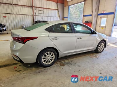 Trzecie zdjęcie samochodu z tyłu: 2022 HYUNDAI ACCENT SEL VIN:3KPC24A69NE189828 - miniatura