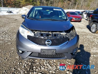 Piąte zdjęcie samochodu w środku: 2016 NISSAN VERSA NOTE SR VIN:3N1CE2CP2GL367663 - miniatura