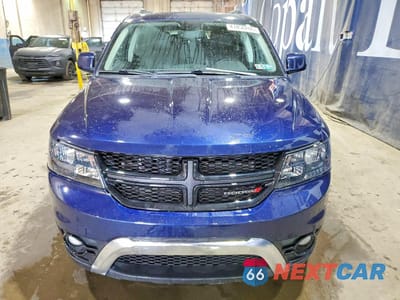 Piąte zdjęcie samochodu w środku: 2018 DODGE JOURNEY CROSSROAD VIN:3C4PDDGG1JT252132 - miniatura
