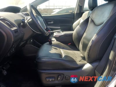 Zdjęcie 7 z 13 samochodu: 2017 TOYOTA PRIUS V FIVE VIN:JTDZN3EU4HJ059418 - miniatura