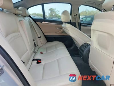 Zdjęcie 10 z 12 samochodu: 2014 BMW 535 XI VIN:WBA5B3C54ED535354 - miniatura