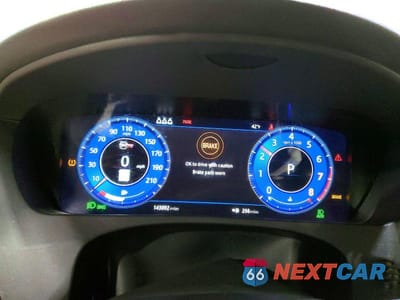 Zdjęcie 9 z 13 samochodu: 2020 JAGUAR F-PACE SVR VIN:SADCZ2EE7LA653401 - miniatura