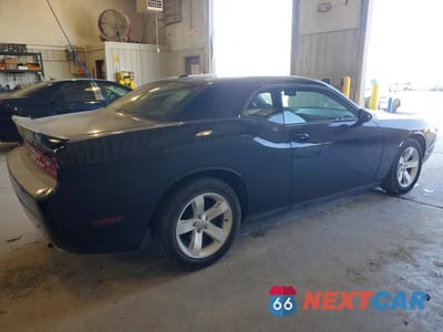 Trzecie zdjęcie samochodu z tyłu: 2013 DODGE CHALLENGER SXT VIN:2C3CDYAG6DH663199 - miniatura