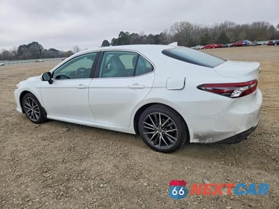 Drugie zdjęcie samochodu z przodu: 2022 TOYOTA CAMRY HYBRID XLE VIN:4T1F31AK1NU599123 - miniatura