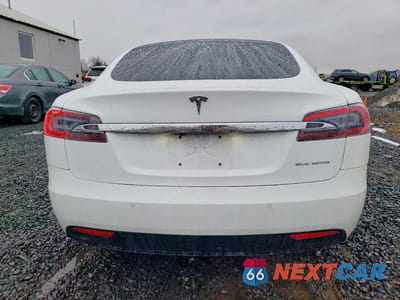 Zdjęcie 6 z 11 samochodu: 2021 TESLA MODEL S VIN:5YJSA1E2XMF426288 - miniatura