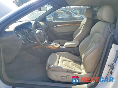 Zdjęcie 7 z 11 samochodu: 2010 AUDI A5 PREMIUM PLUS VIN:WAUJFAFH7AN014050 - miniatura