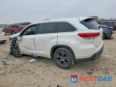 Drugie zdjęcie samochodu z przodu: 2018 TOYOTA HIGHLANDER LE PLUS VIN:5TDZZRFH9JS236269 - miniatura
