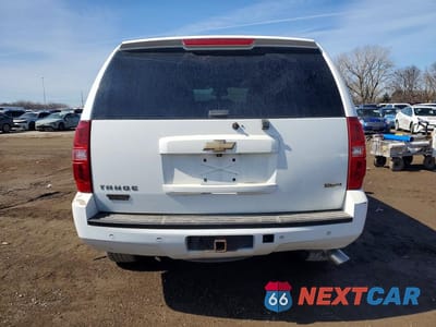 Zdjęcie 6 z 12 samochodu: 2008 CHEVROLET TAHOE K1500 VIN:1GNFK13058J121321 - miniatura