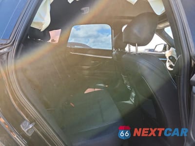 Zdjęcie 10 z 13 samochodu: 2018 BMW 330 XIGT VIN:WBA8Z9C57JB219819 - miniatura