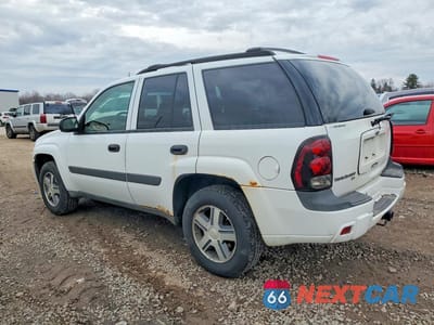 Drugie zdjęcie samochodu z przodu: 2005 CHEVROLET TRAILBLAZER LS VIN:1GNDT13S852264002 - miniatura